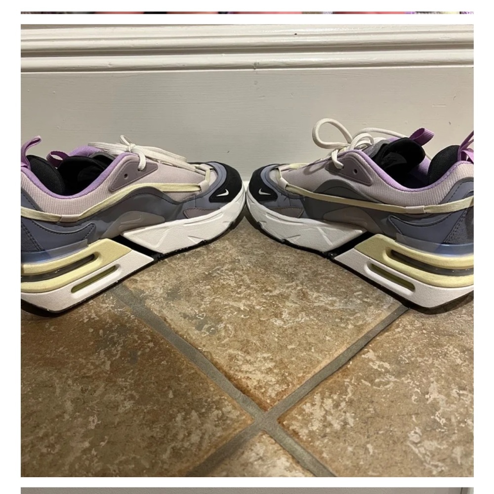 Nike Air Max Furyosa - Picture 4 of 5